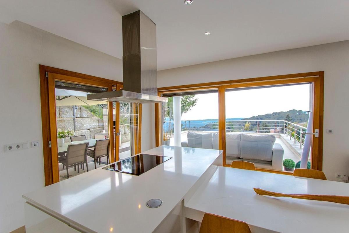 Catalunya Casas Modern Magnificence , Only A Few Km To The Beach! Sant Cebria de Vallalta Exterior photo